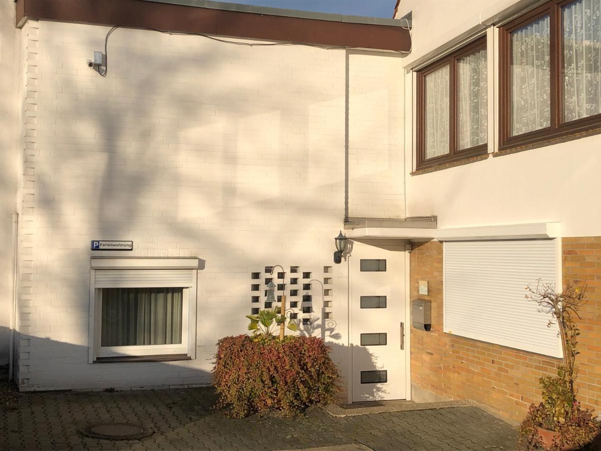 Ferienwohnung Apartment Dettum Mit Eigenem Bad, Kochnische Und Wintergarten Екстериор снимка